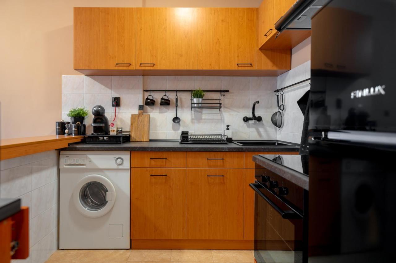 Cosy Green Apt Close To Macedonia Square Sofya Dış mekan fotoğraf